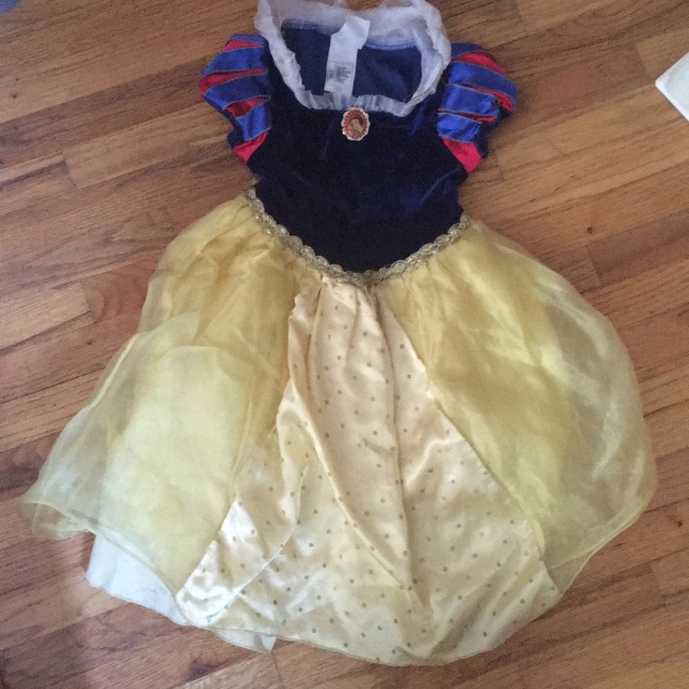 Disney Snow White dress
